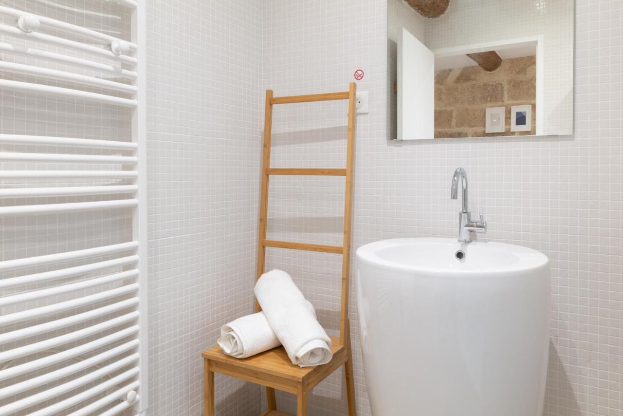 Апартаменты Design & Cosy - Centre Historique Ecusson Монпелье Экстерьер фото