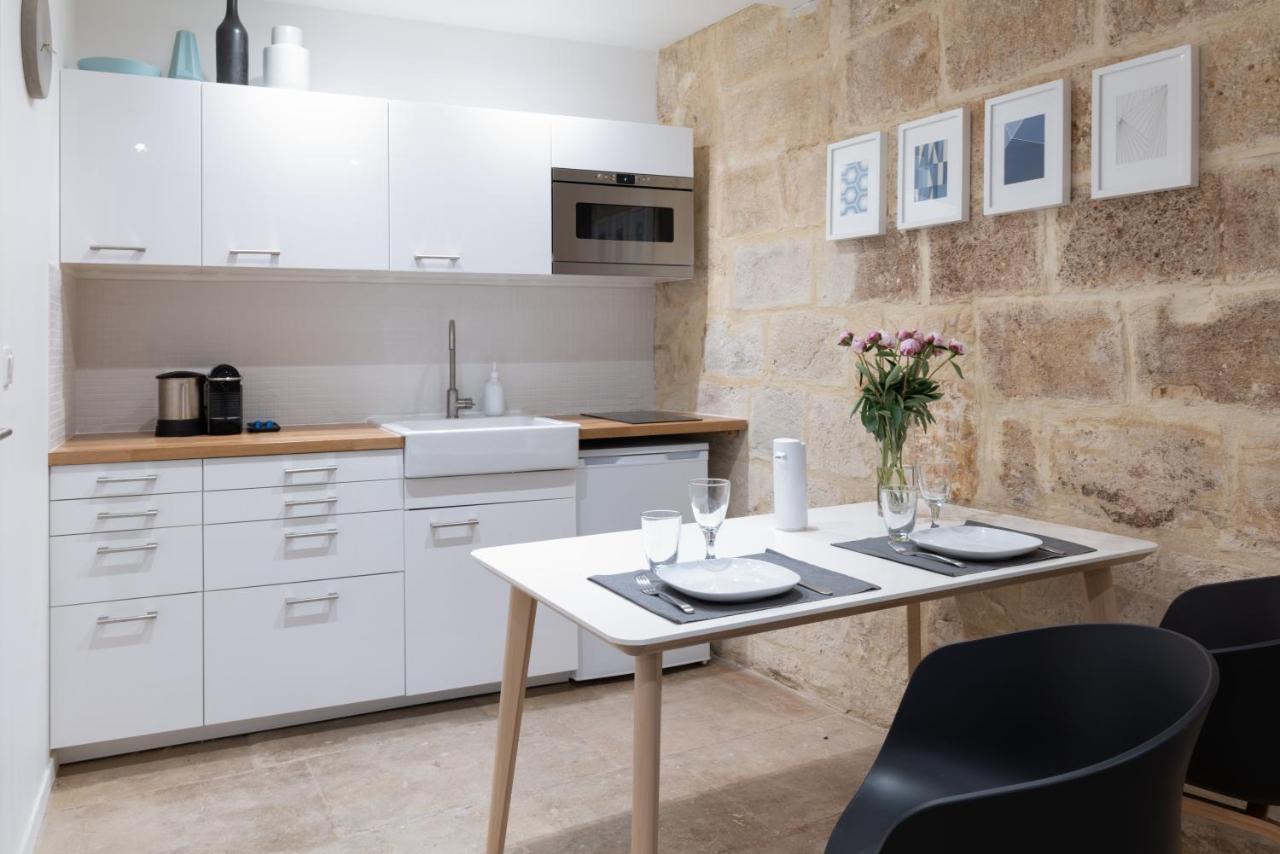 Апартаменты Design & Cosy - Centre Historique Ecusson Монпелье Экстерьер фото